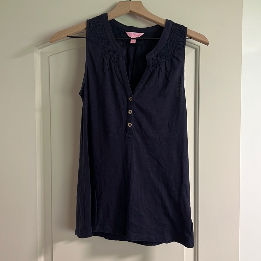 Lilly Pulitzer Navy Essie Top